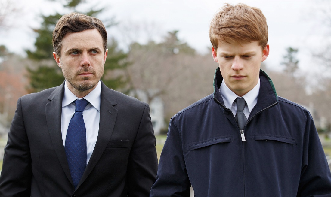 MANCHESTER BY THE SEA, from left, Casey Affleck, Lucas Hedges, 2016. ph: Claire Folger. © Roadside